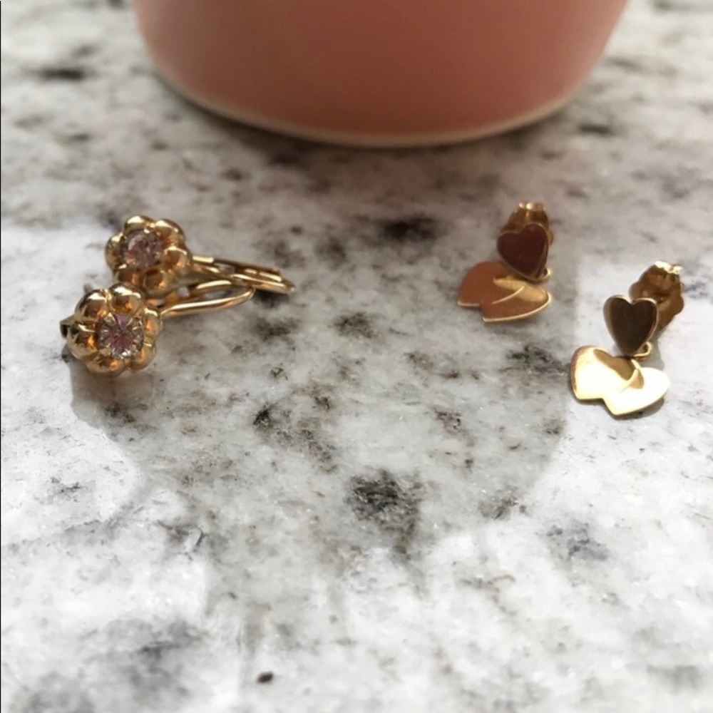 2 pairs of earrings! (Kid size)